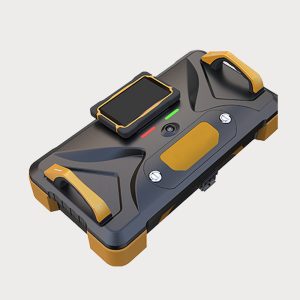 High-Sensitivity Radar Life Detector