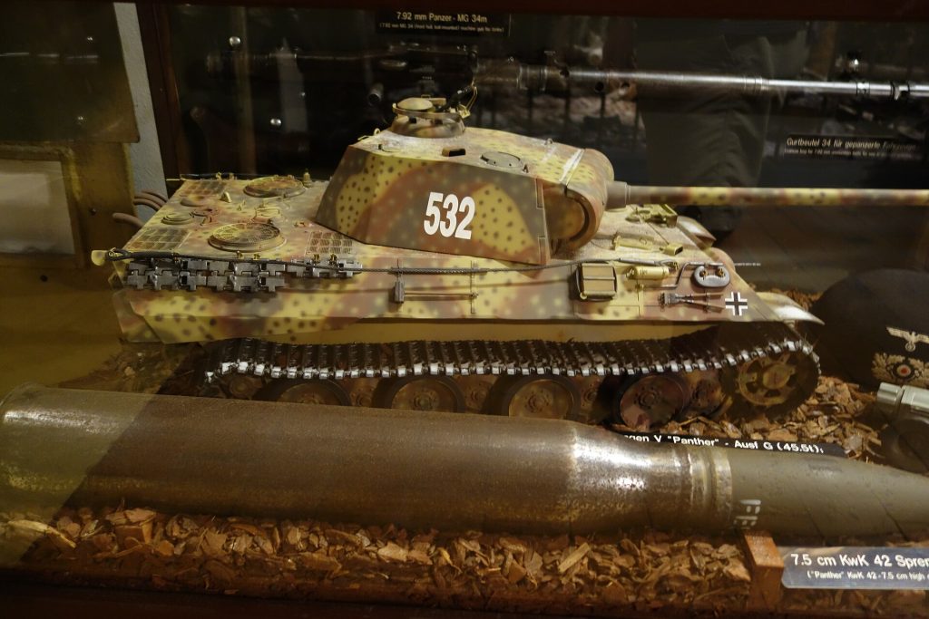 1:1 Static Military Scale Model