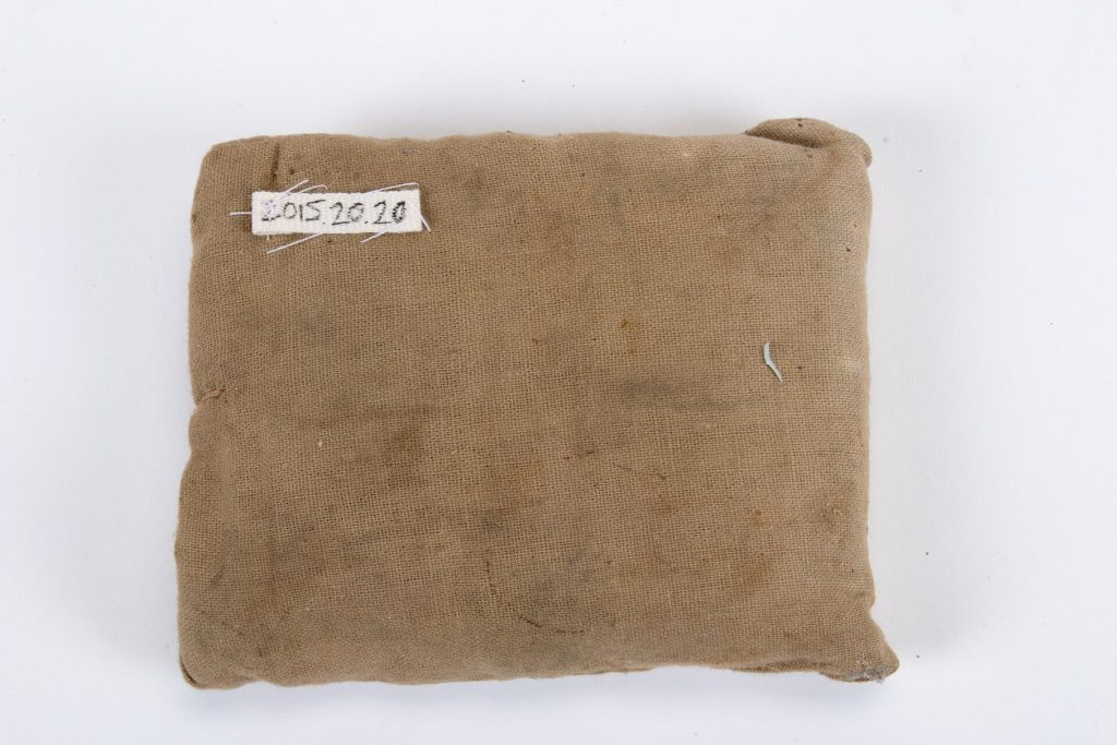 Hemostatic Gauze and Field Dressing